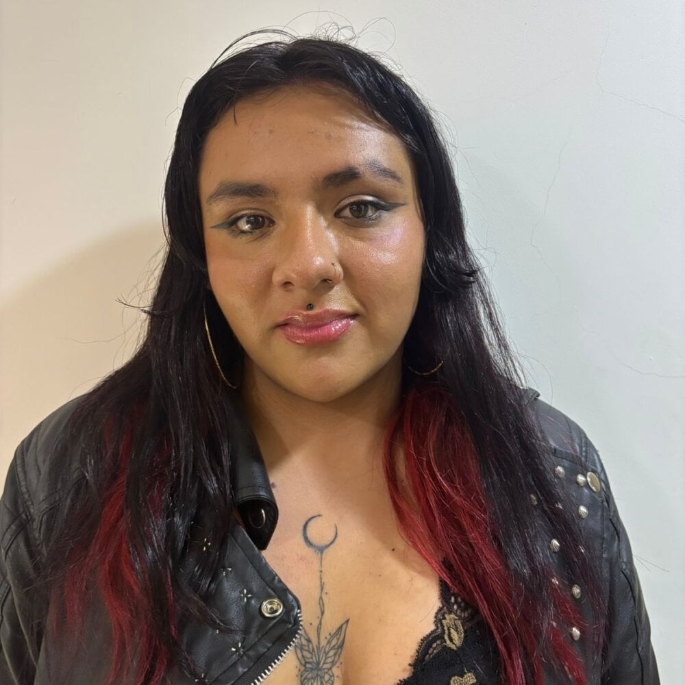 xxx-topcamgirls.com emily_mouns livesex profile in hairy cams