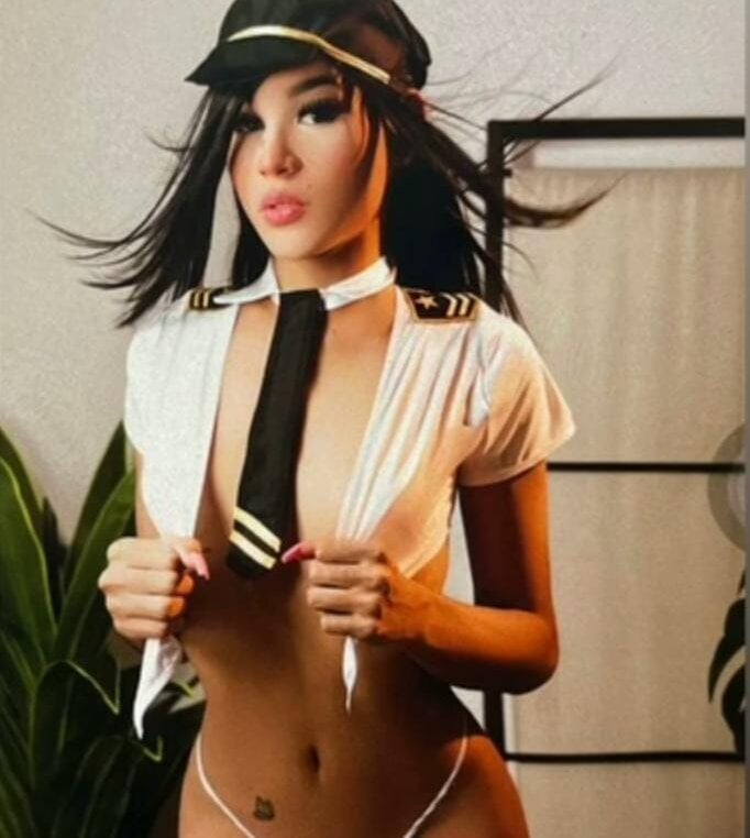 shara_goddes05 from stripchat