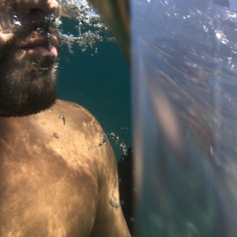 ToyboyVlro: συνομιλία ΧΧΧ εκτός σύνδεσης