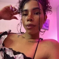 bloom444's webcam live show