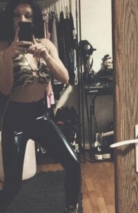 GoldenSasha's webcam live show