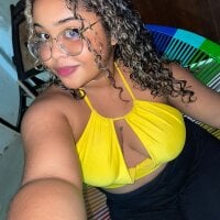 kari_curves' Offline Chat Room