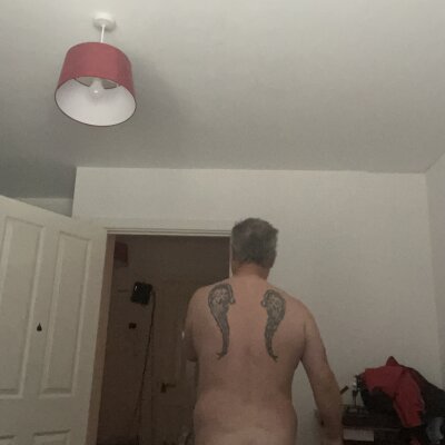 cuddlybear1974 from stripchat
