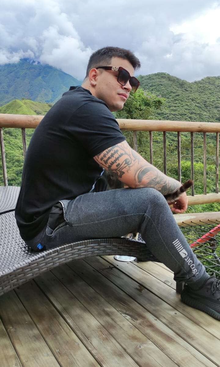 Kmilo_23: συνομιλία ΧΧΧ εκτός σύνδεσης