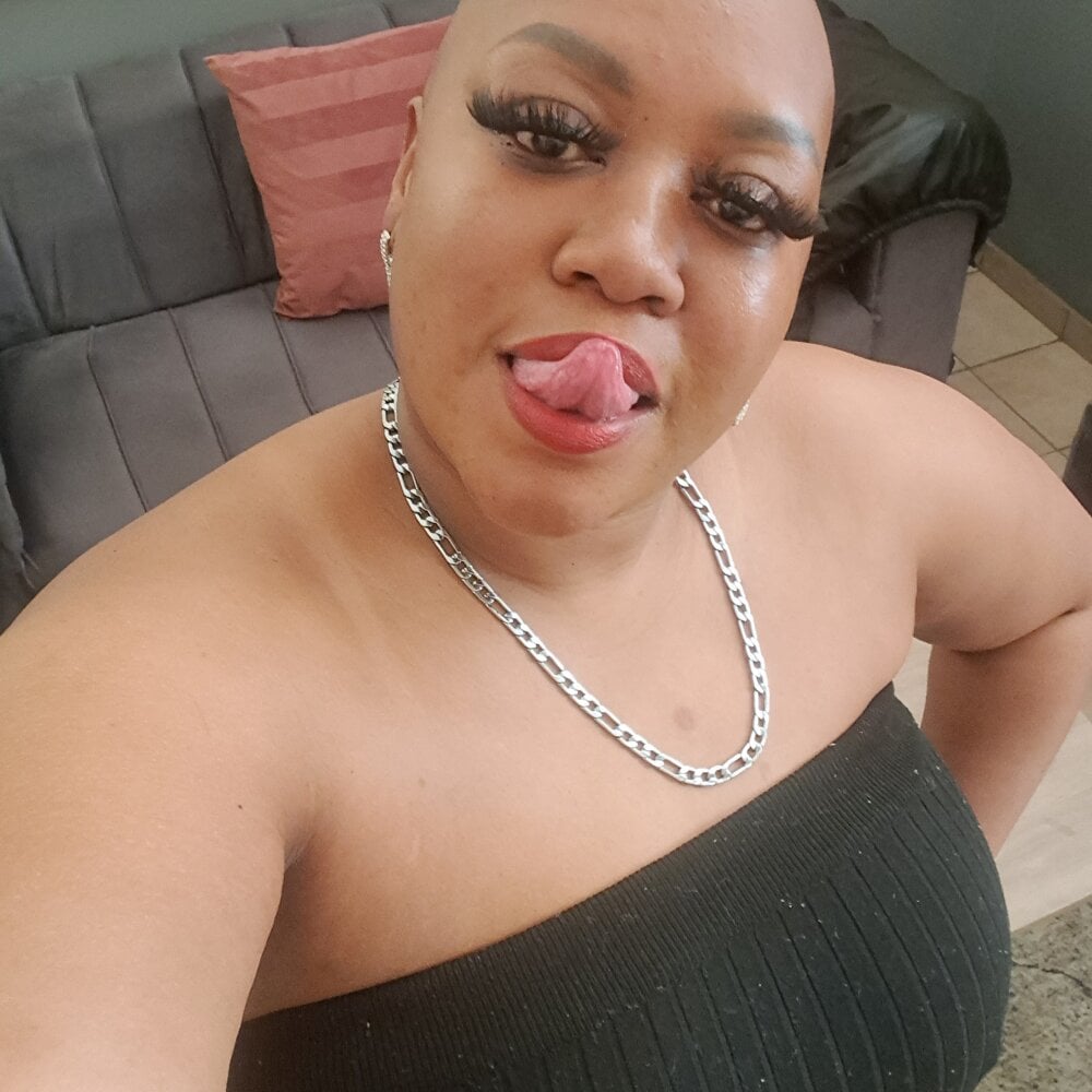 Cam girl QUEENxJESSI