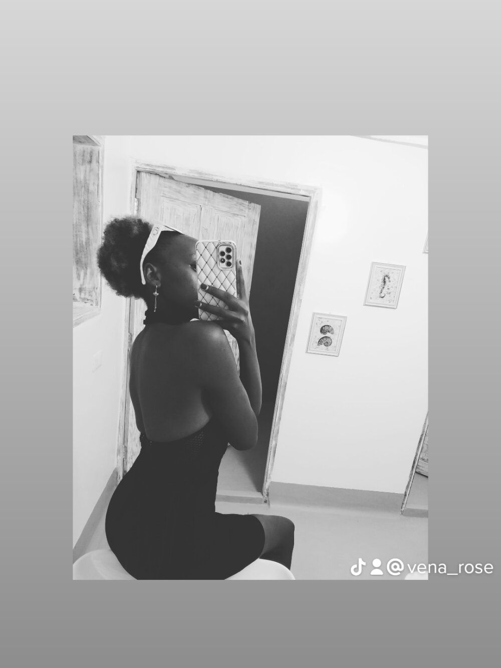 lil_empress303 🕘 nude show