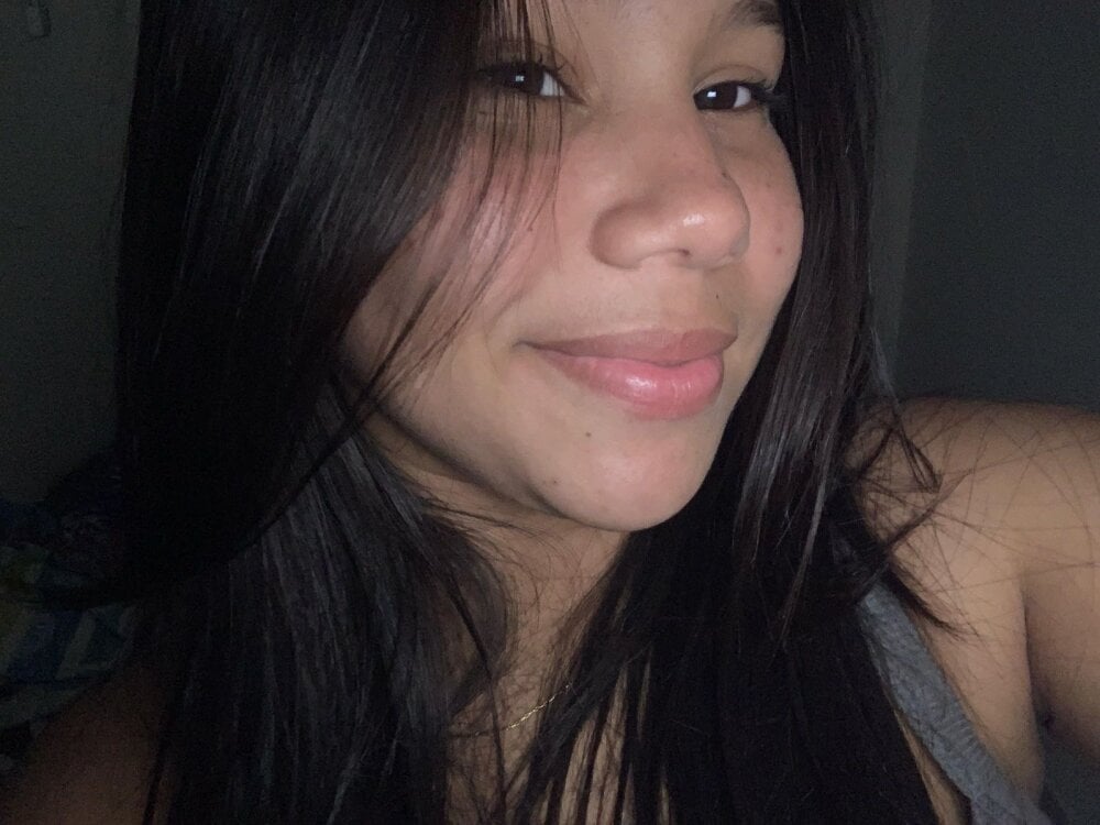 _laura_x profile
