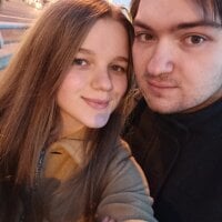 Alex_Lisa's Offline Chat Room