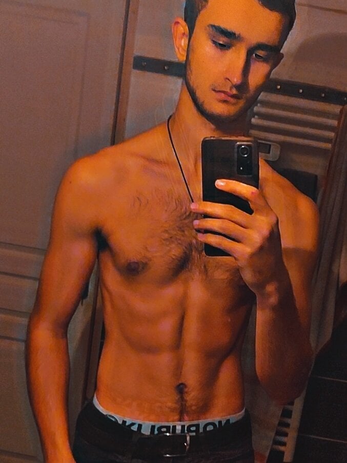 pierredu01 from stripchat