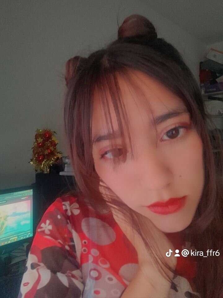 luna_rosaffr6