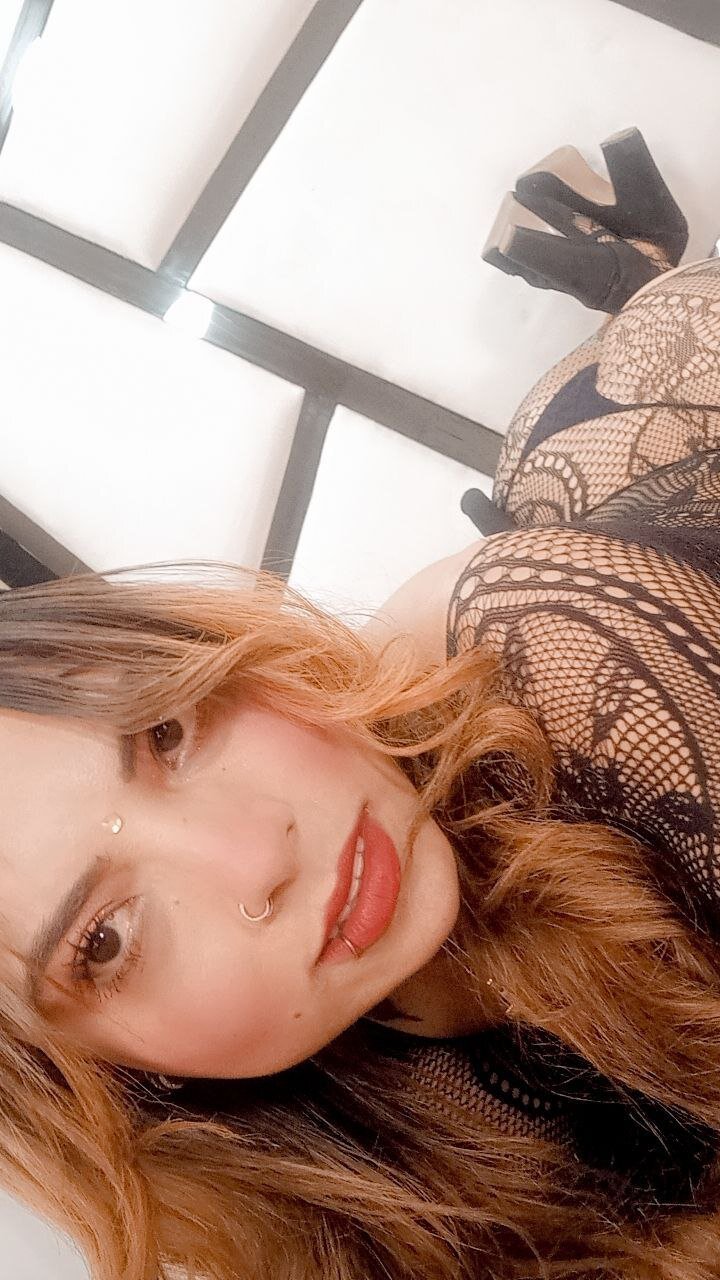 dania_johns
