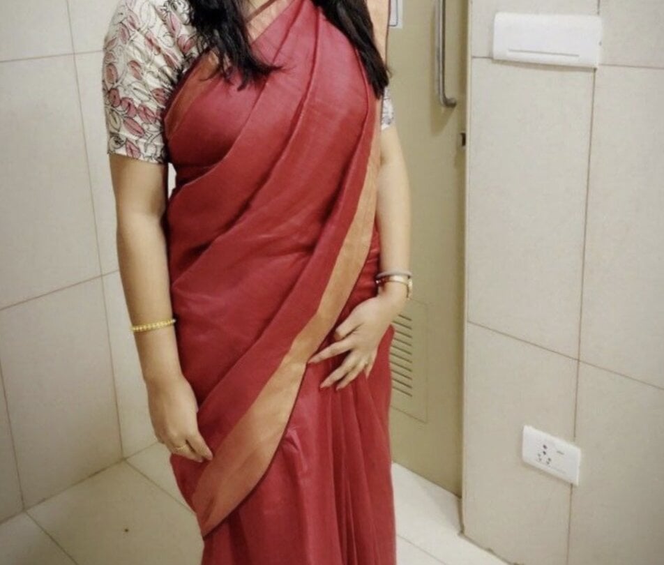 Tamilmallu-duskygirl03's Offline XXX Chat