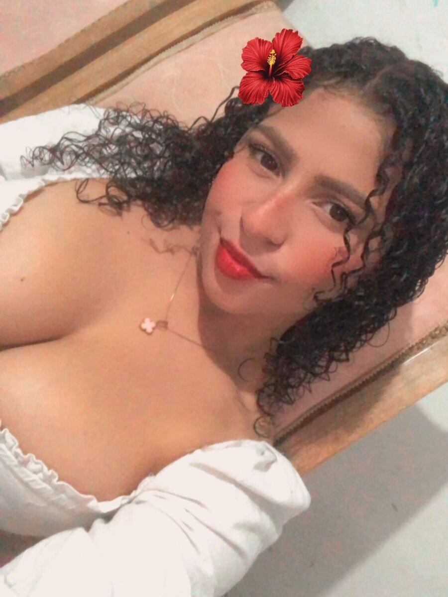 livesex.fan miacarterr_ livesex profile in principality-of-asturias cams