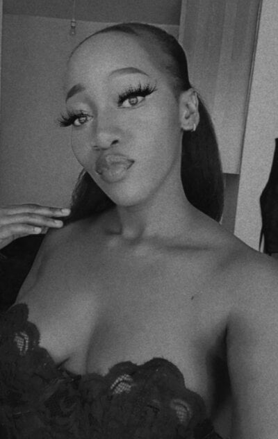 sexcam3d.net sweettianah136 livesex profile in black cams