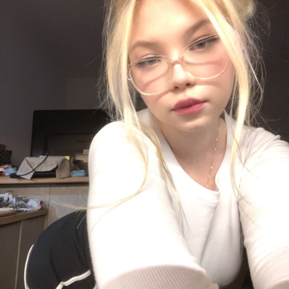 talia_sin profile
