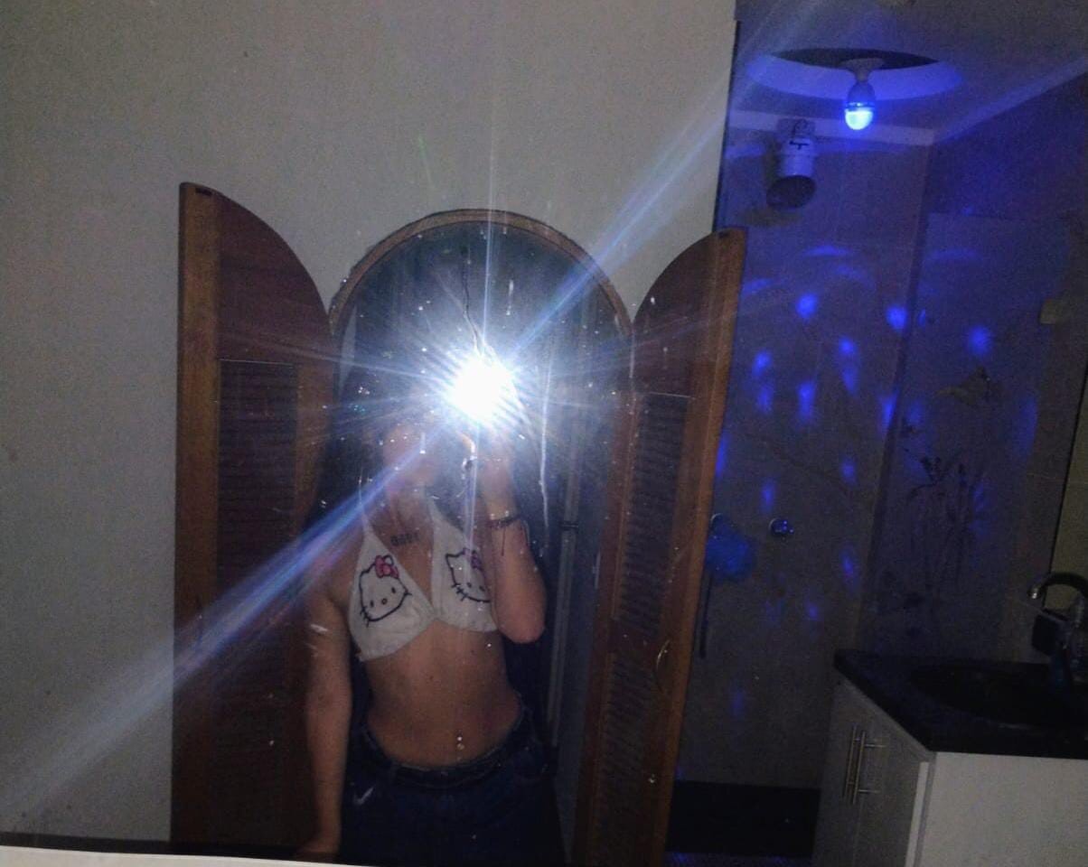 Emmy_Collins