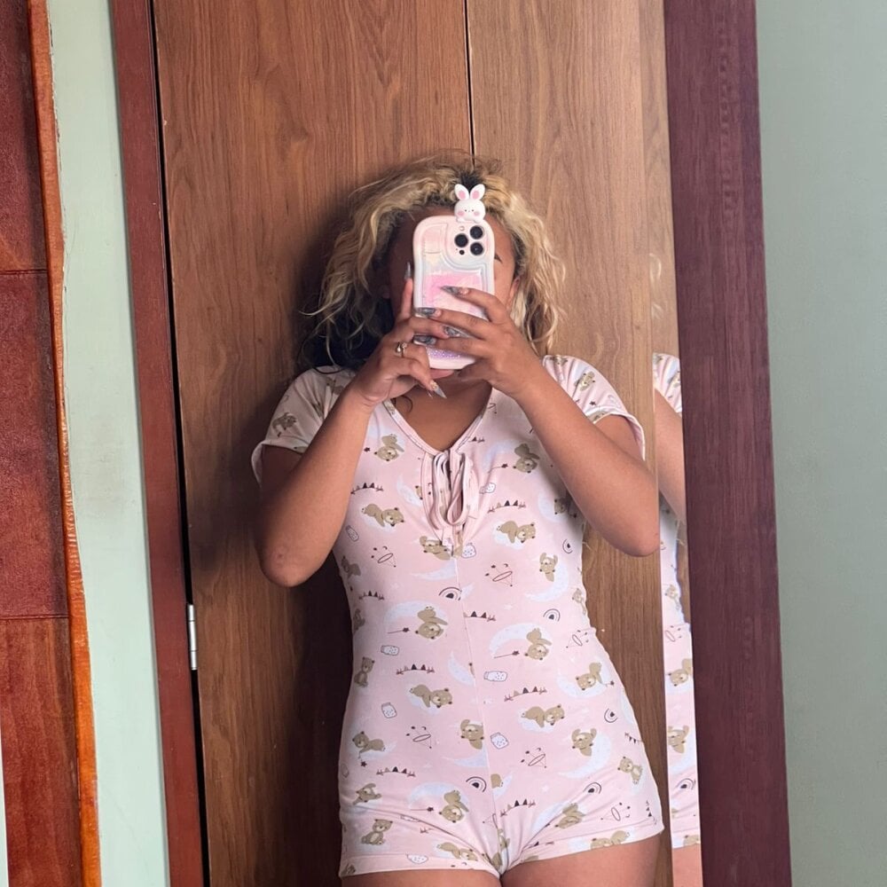 Khalessy_baby2 profile