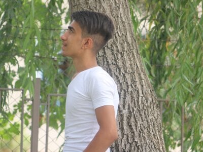 Erkan-333 Male Asian Free Webcam Striptease