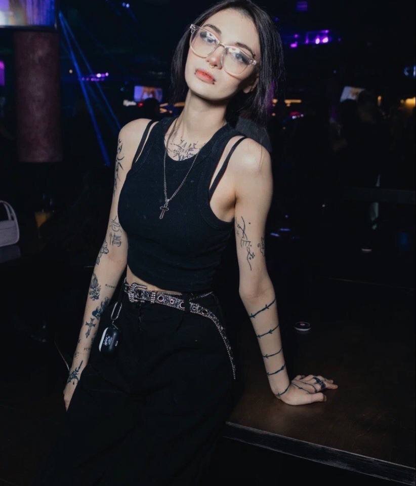 Ava_darknet profile