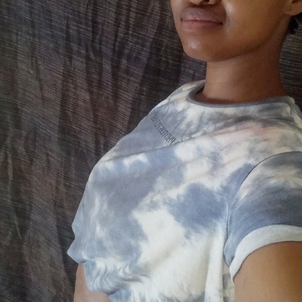 Live sex webcam photo for Candii_wet_ #289975628