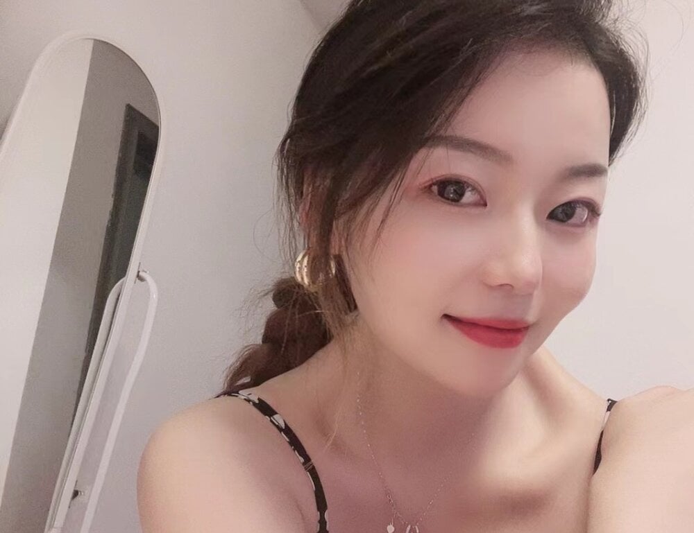 bestlivesexchat.com loveyouecho livesex profile in from-the-fairy-tail cams