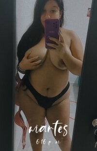 Cataleya_Roose03's Offline Chat Room