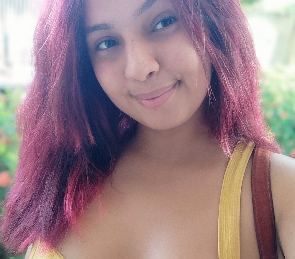 dafne_linda from stripchat
