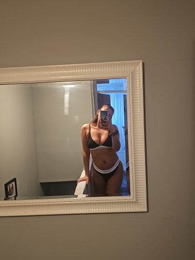 LoverLivvy