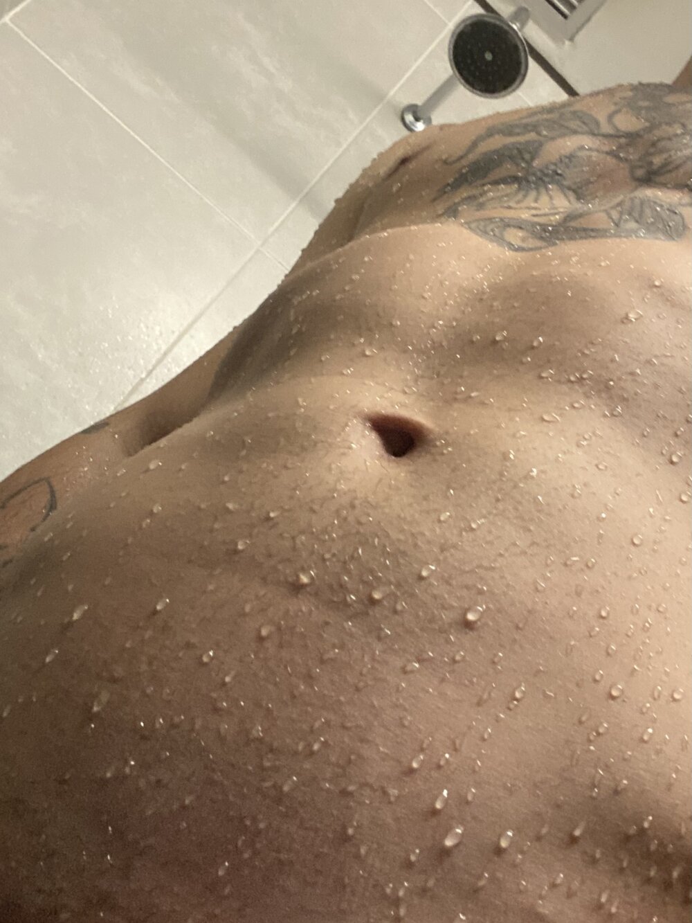 แชท XXX ออฟไลน์ของ henrinovin