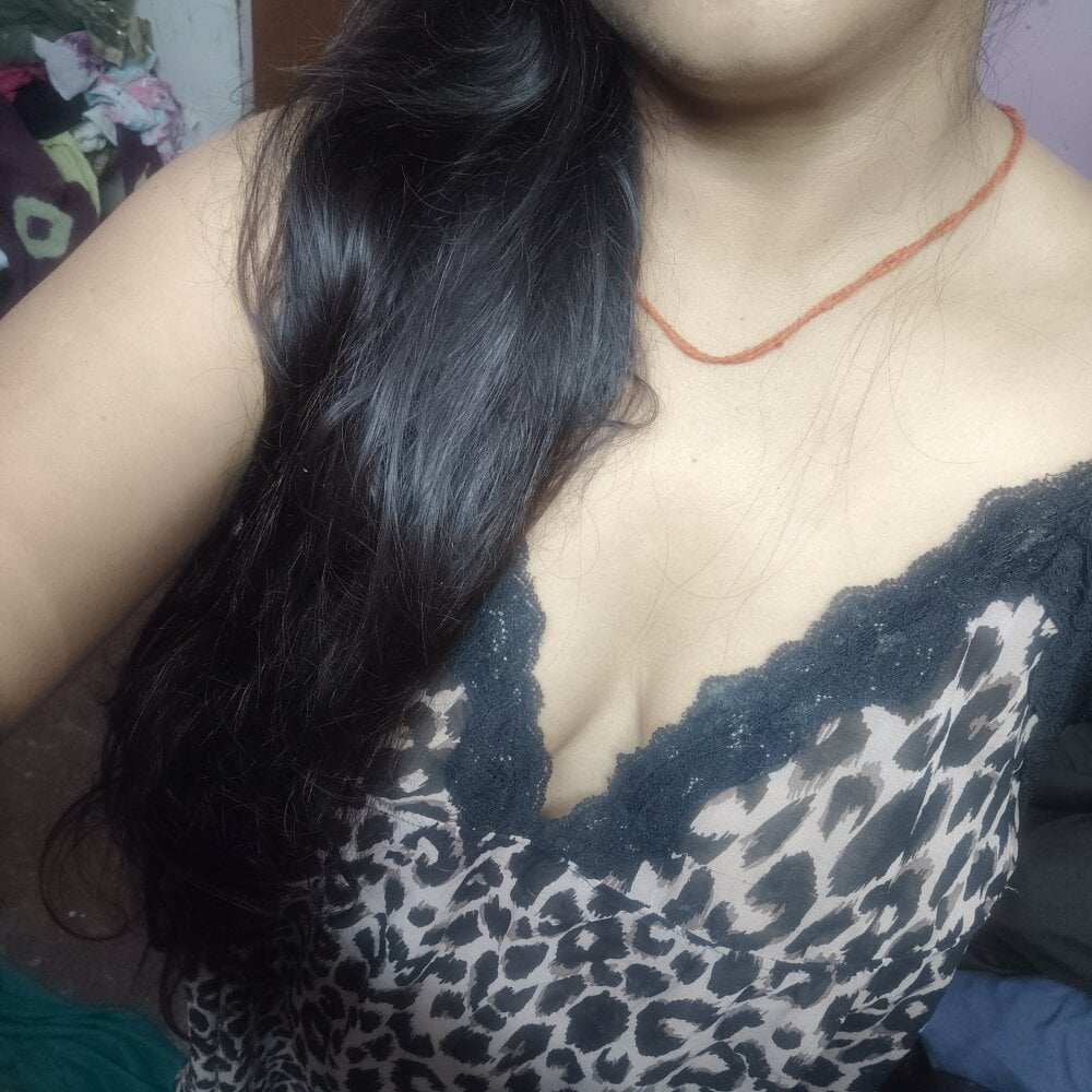 Pari-1456 profile