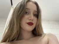 MiraJuicyJune's webcam live show