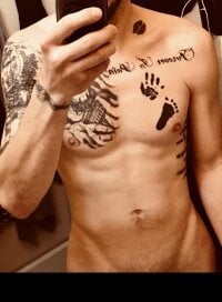 TattMan13's webcam live show