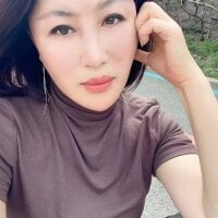 Aaaaaa-oo's webcam live show