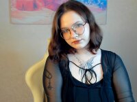 Fia_Ficha's Offline Chat Room