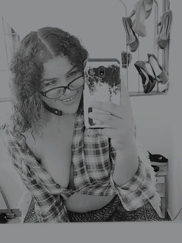 Bella_Hiilthon 🕶 free nude cam