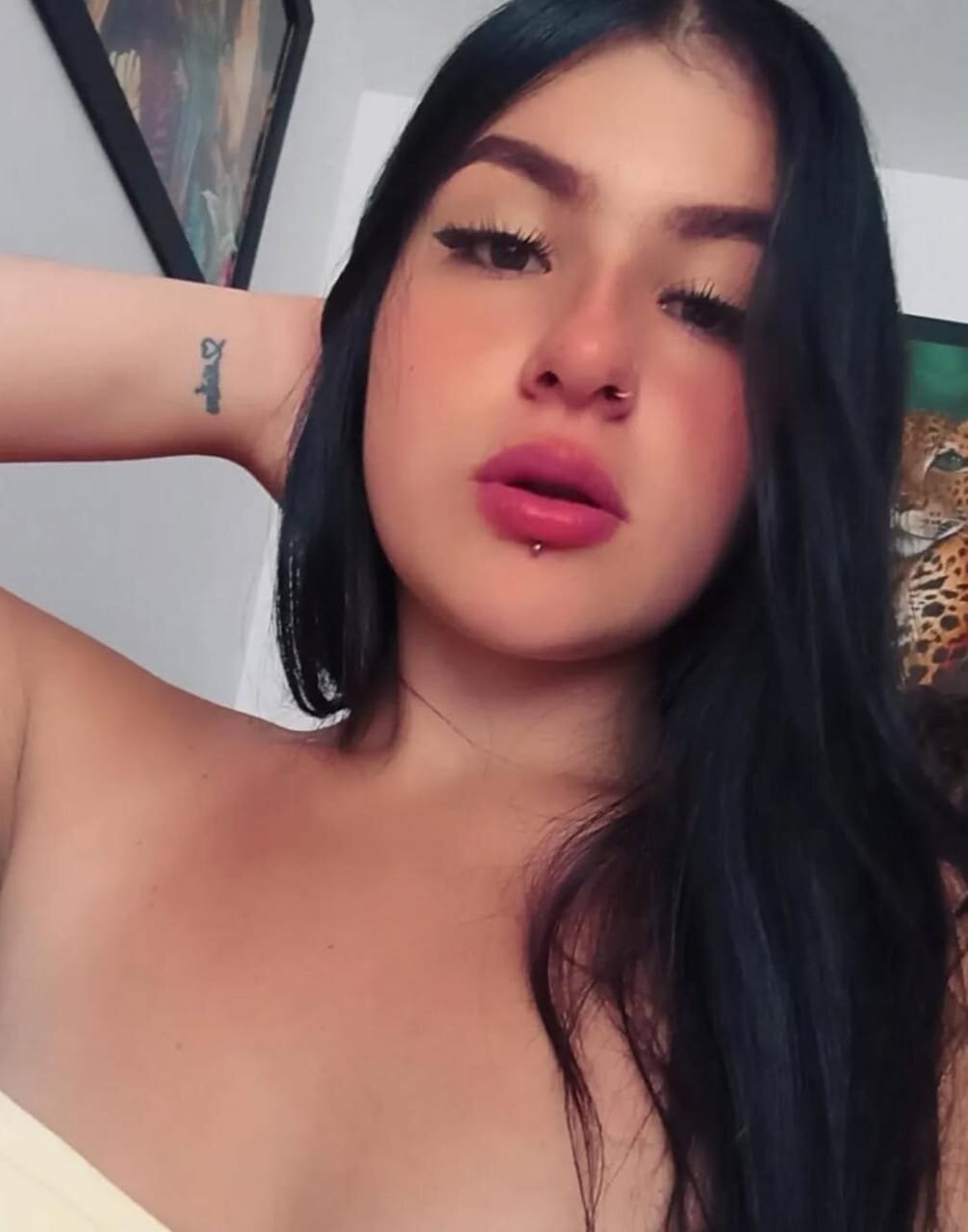 Chloe_Lenox