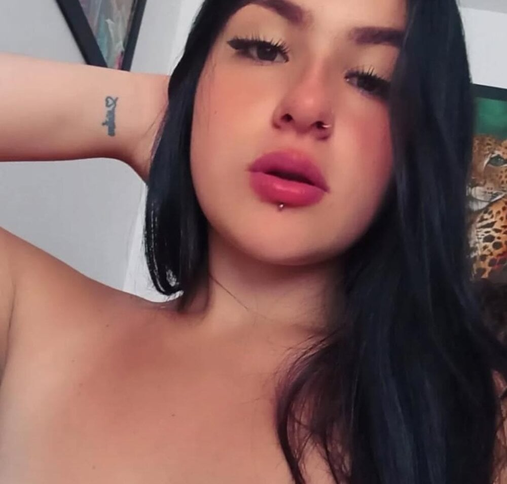 Chloe_Lenox profile