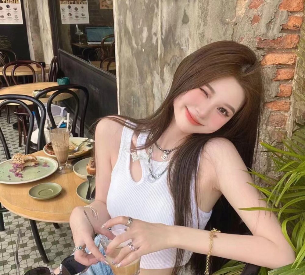 Sweety-ivy Profile Image