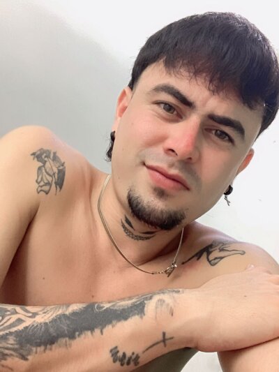 Richard_BadBoy Live Cam and Profile on UnifiedCams