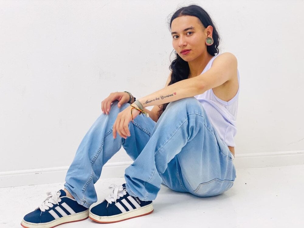 LesbianHard02 profile