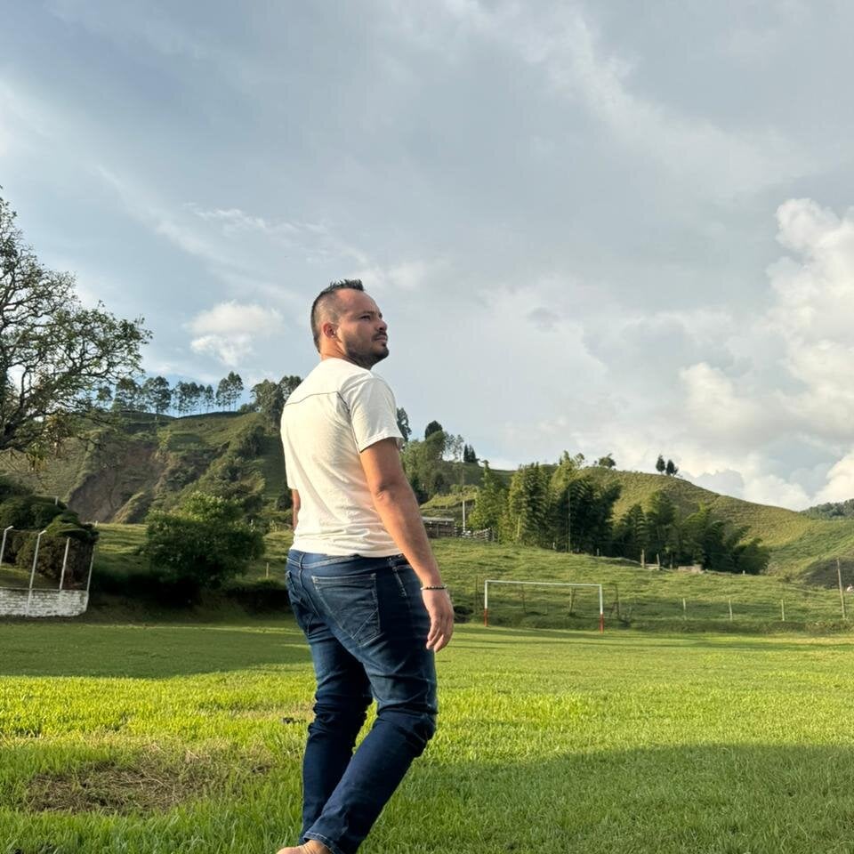 Офлайн-чат XXX EMILIOHOT