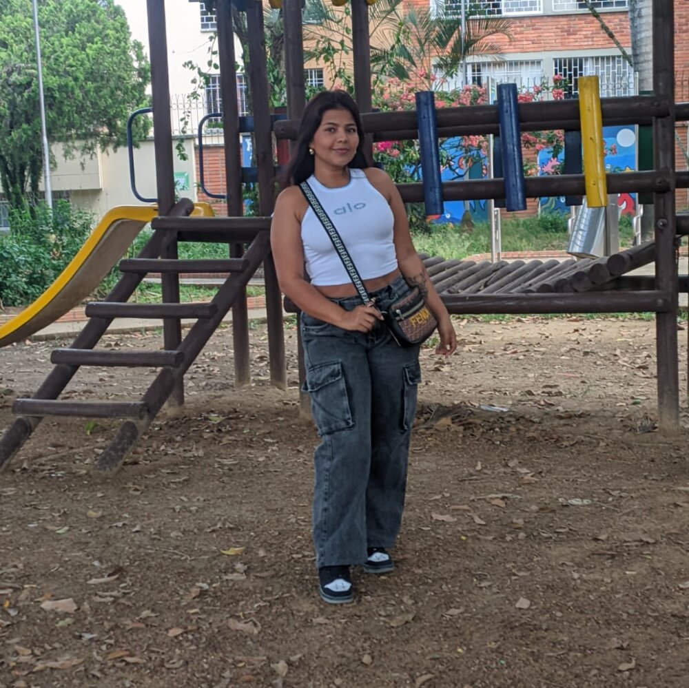 venus14_ webcam livesex profile on badgirlwebcam.com