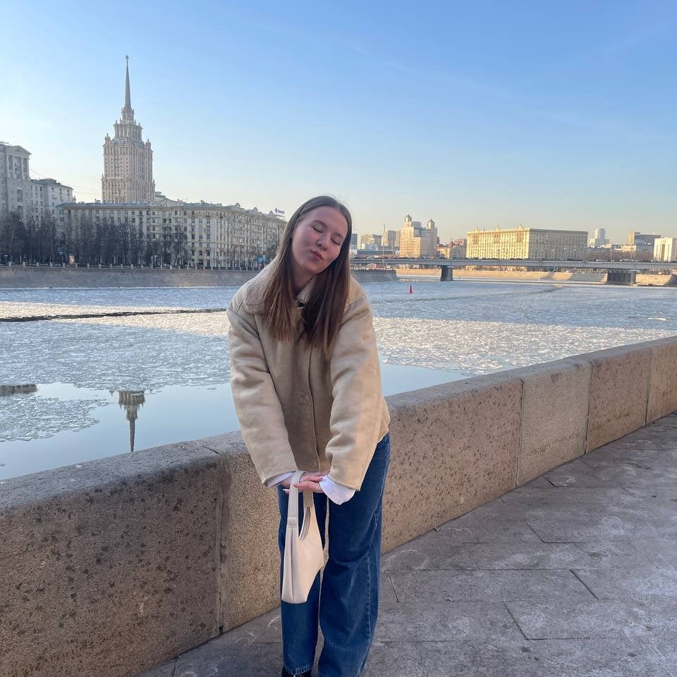 Alice_br1ne profile