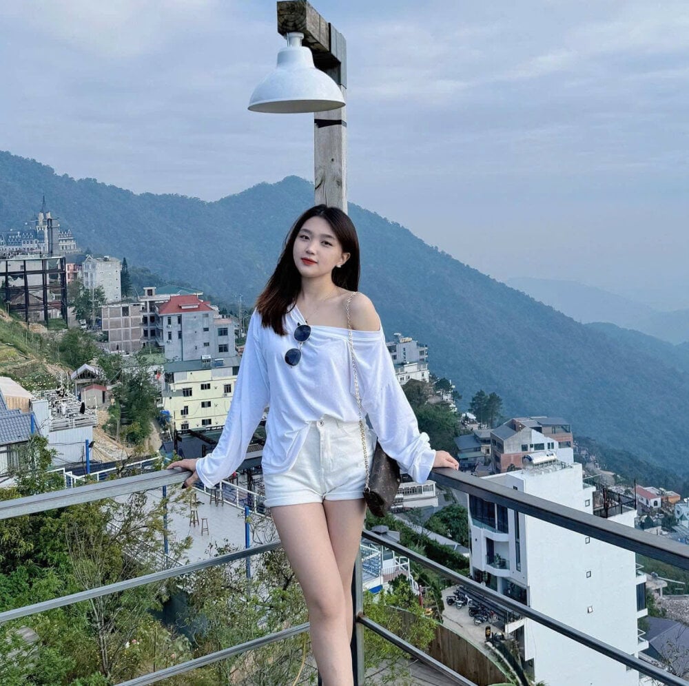 quynhsumon from stripchat