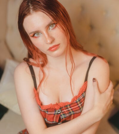 girl_from_hardfuckland - redheads