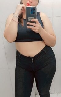 HOTTKITTY's Offline Chat Room