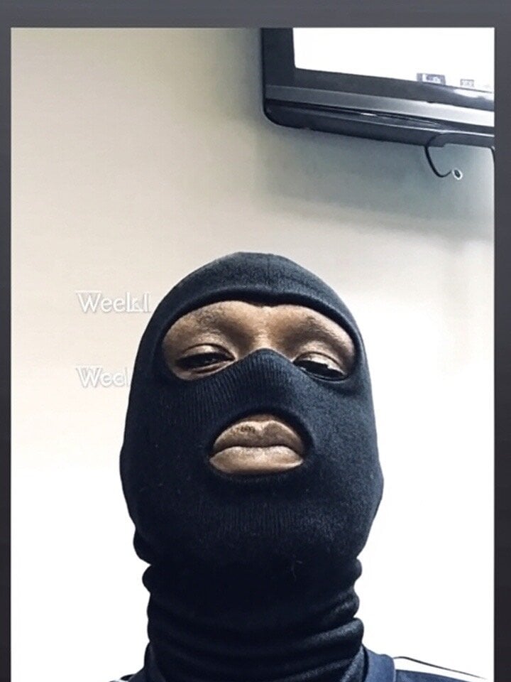 kneeltodaddy from stripchat
