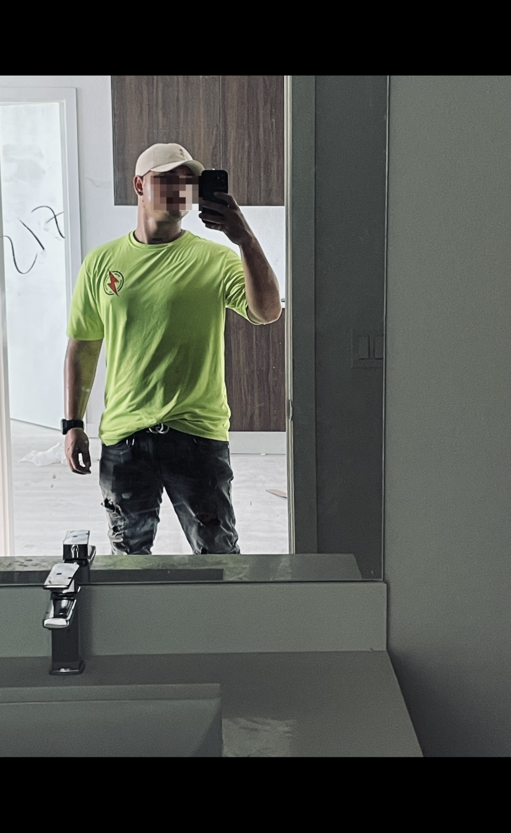 Elbry777's Offline XXX Chat