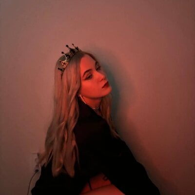 Holly_Bert