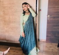 Deeksha-1996's webcam live show